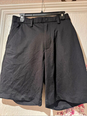Stylus Classic-Fit Golf Short Black Flat Front Shorts